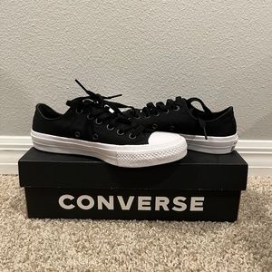 Converse Low Top